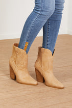 Load image into Gallery viewer, Qupid Lasso My Heart Cowboy Booties

